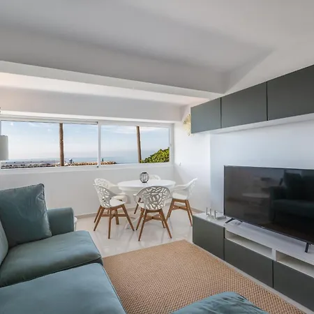 Apartment Centre On The Promenade Front Line Marbella